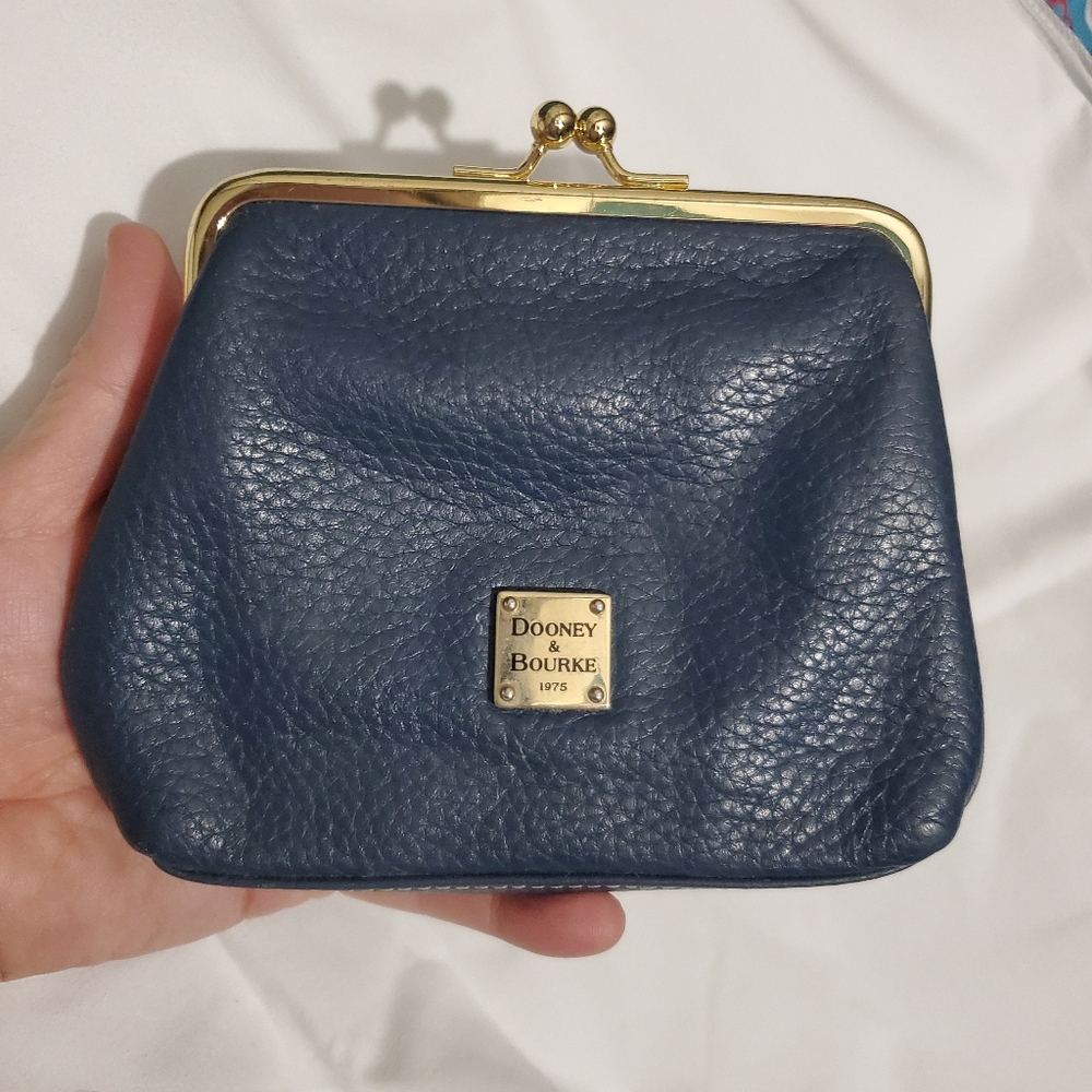 Dooney & Bourke Kisslock Coin Wallet Pebble Leather Blue (NEW without Tags) - Picture 4 of 12